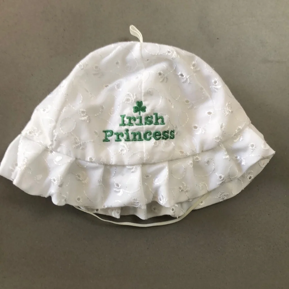 White embroidered lace Sun Hat